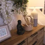 4br House By Travel Lets Homes Donegal With Foyleview & Garden *