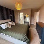 4br House By Travel Lets Homes Donegal With Foyleview & Garden *