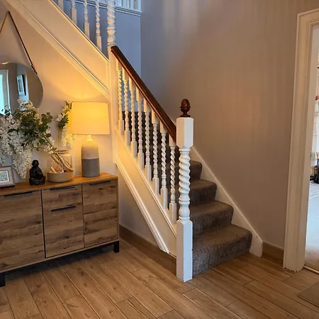 4 Bedroom House By Travel Lets Homes Quigley's Point With Foyleview & Garden *